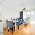 Meduza Prostywynajem Pola * Gdynia