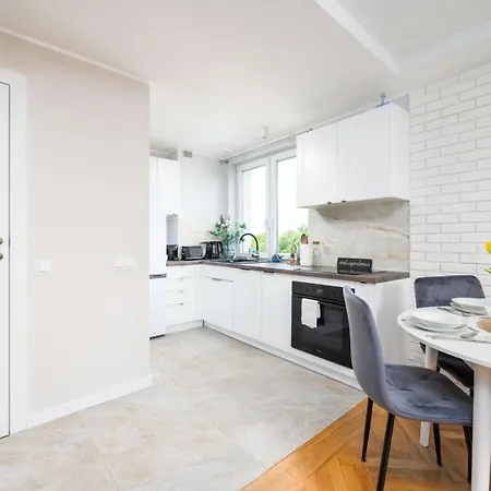 Apartment Meduza Prostywynajem Pola